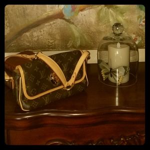 Authentic Louis Vuitton Tikal PM